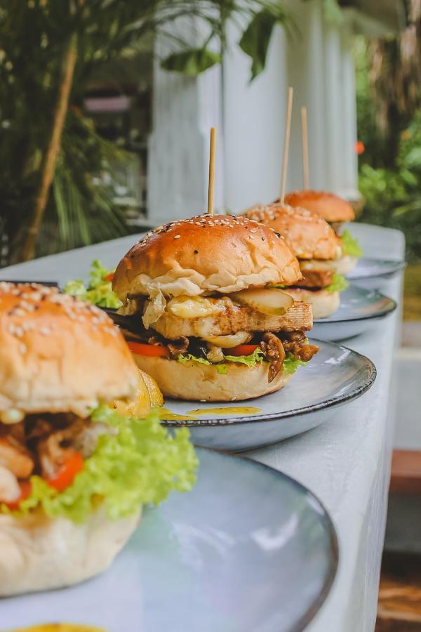 アハンガマ Good Story At Nirbana Island Bed & Breakfast エクステリア 写真