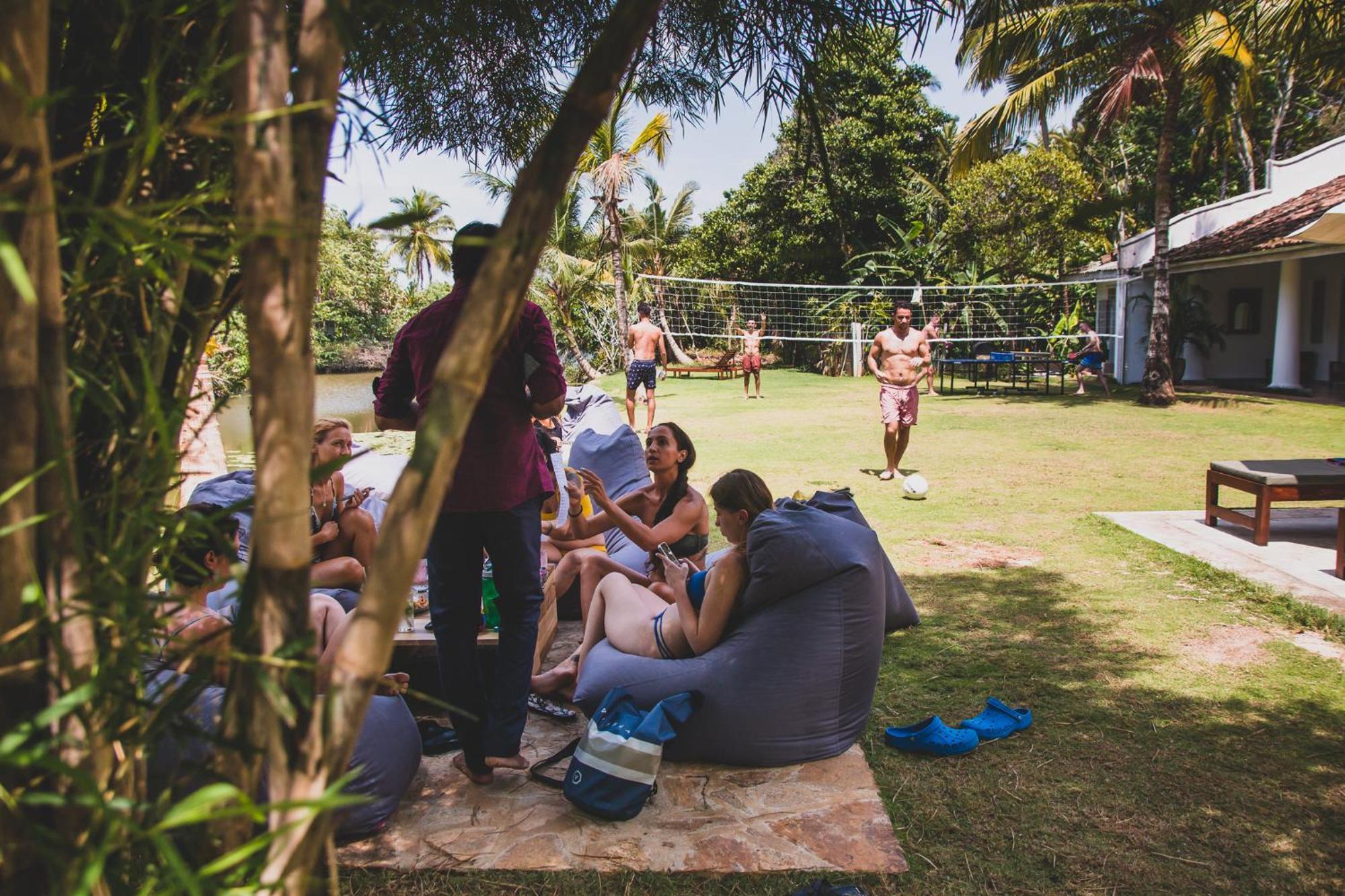 アハンガマ Good Story At Nirbana Island Bed & Breakfast エクステリア 写真
